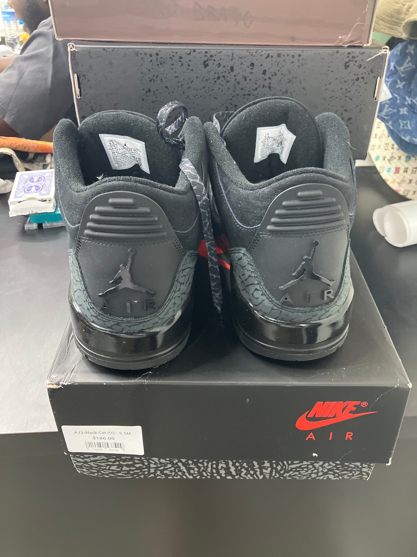 AJ3 Black Cat (U) - 9.5M