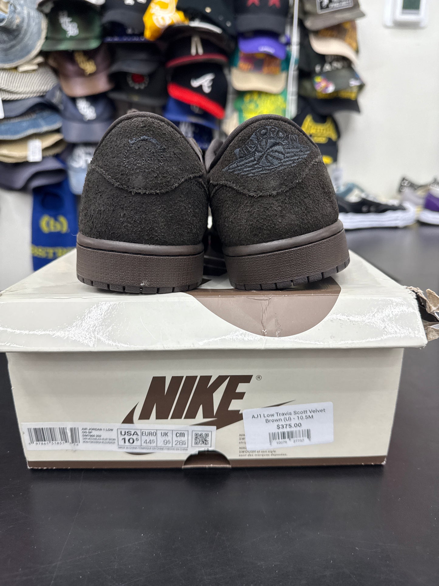 AJ1 Low Travis Scott Velvet Brown (U) - 10.5M
