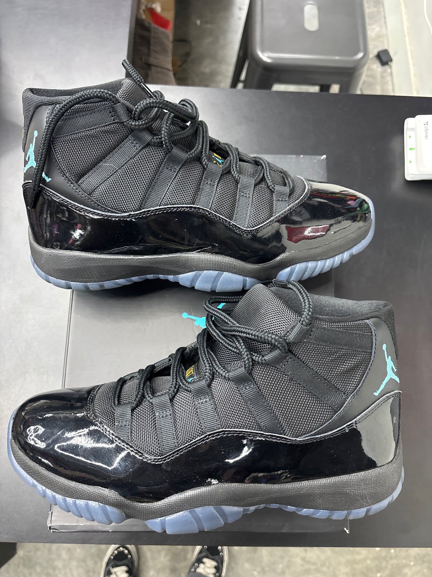 AJ11 Gamma Blue (U) - 10M