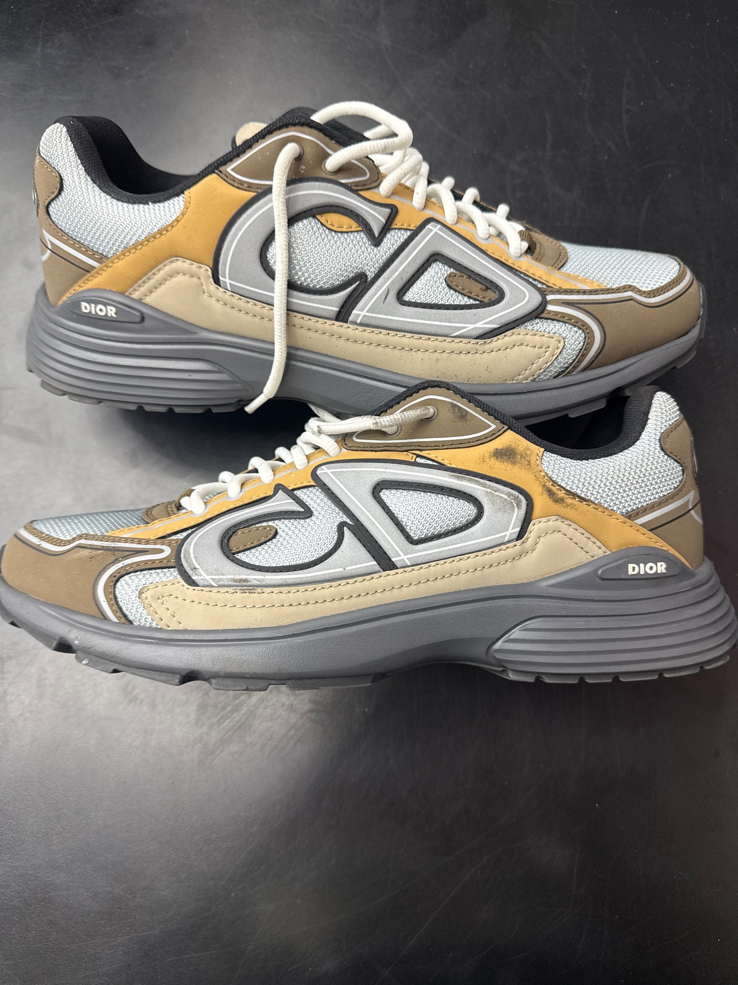 Dior B30 Brown (U) - 45(12) (NB)
