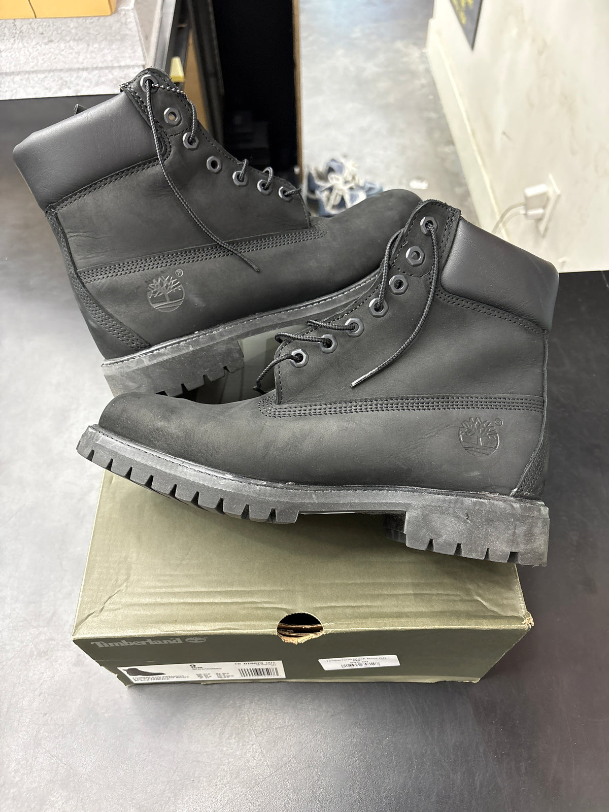 Timberland Black Boot (U) - 9M**