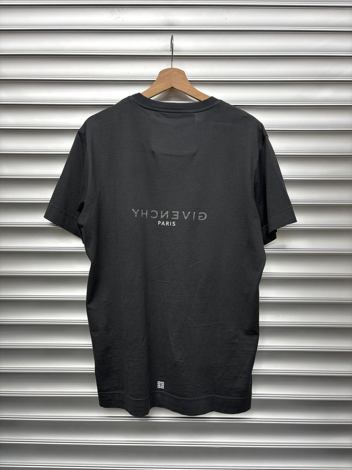 Givenchy Script Tee - L**