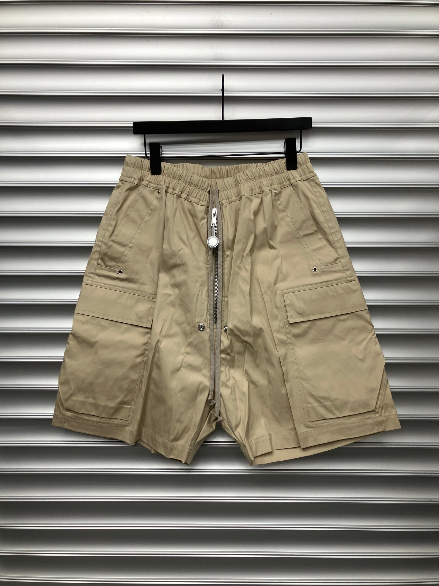 Rick Owens Cargo Bela Shorts Sand - 52