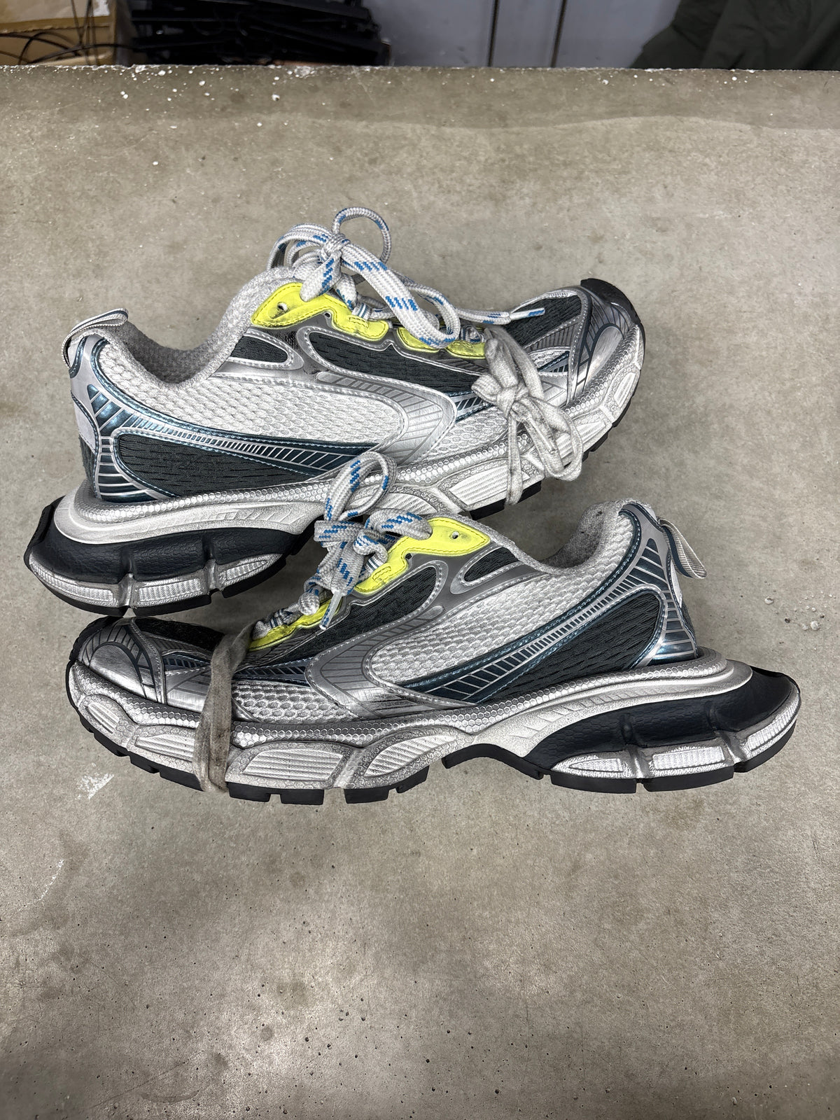Balenciaga 3XL Neon/Grey (U) - 42(9) (NB)**