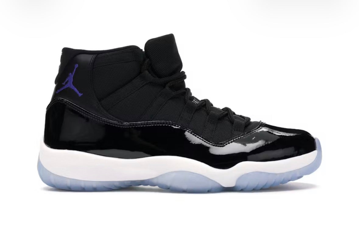 AJ11 Space Jam - 10M**
