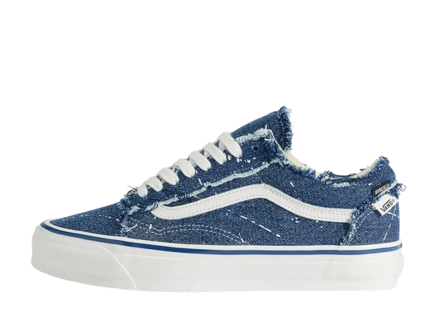 Vans Old Skool INVINCIBLE Frayed Denim - 10M**