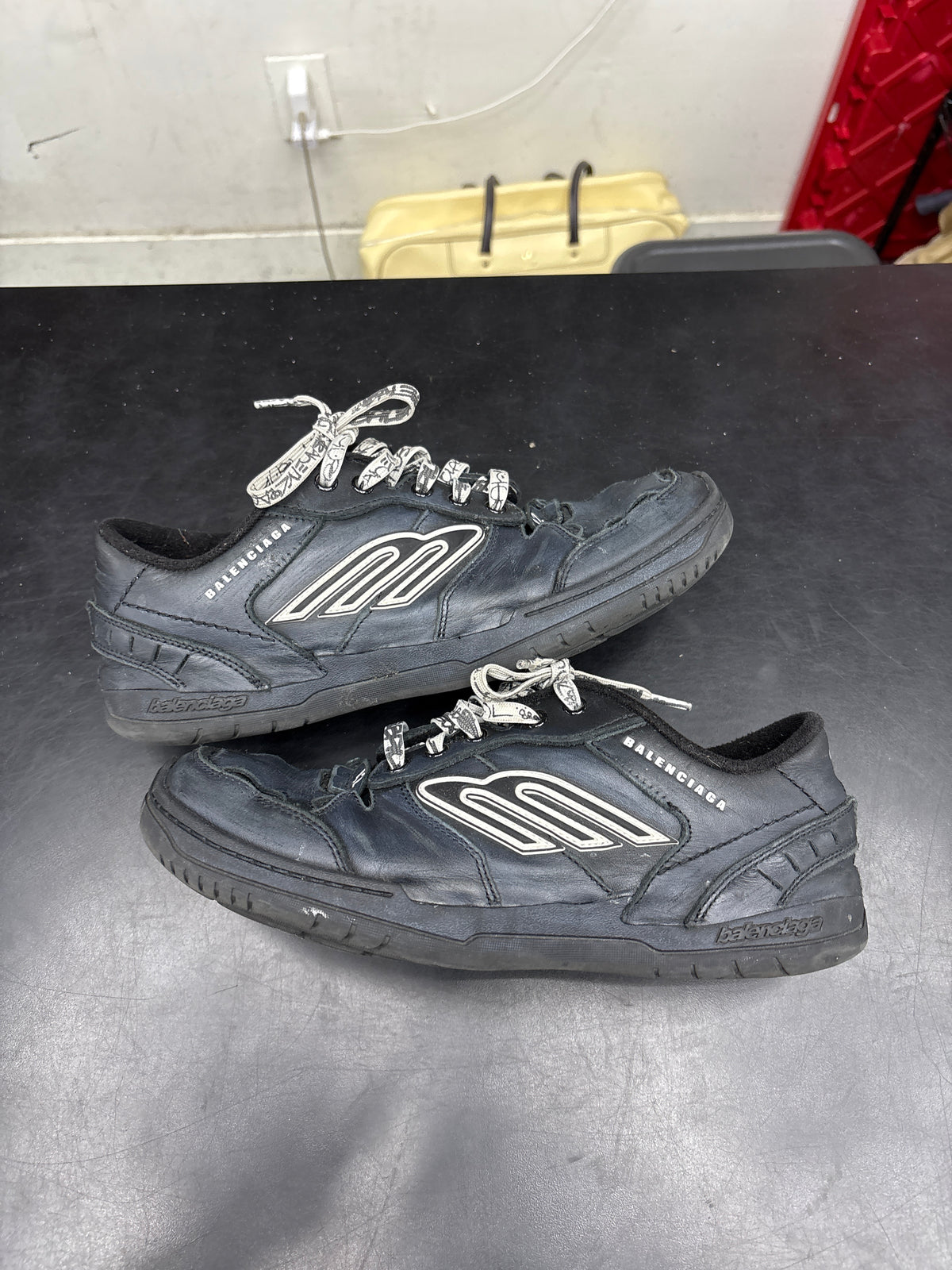 Balenciaga Hampton Sneaker Black (U) - 42(9) (NB)**