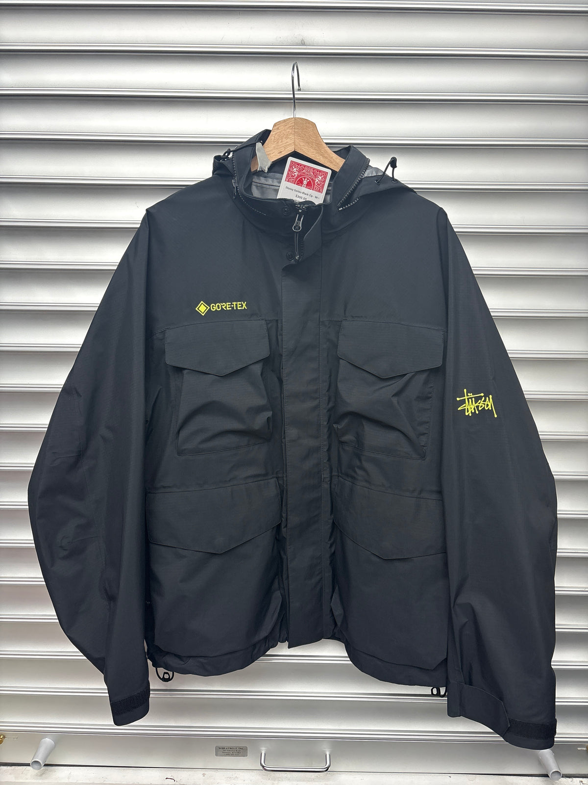 Stussy Gortex Black Zip - M**