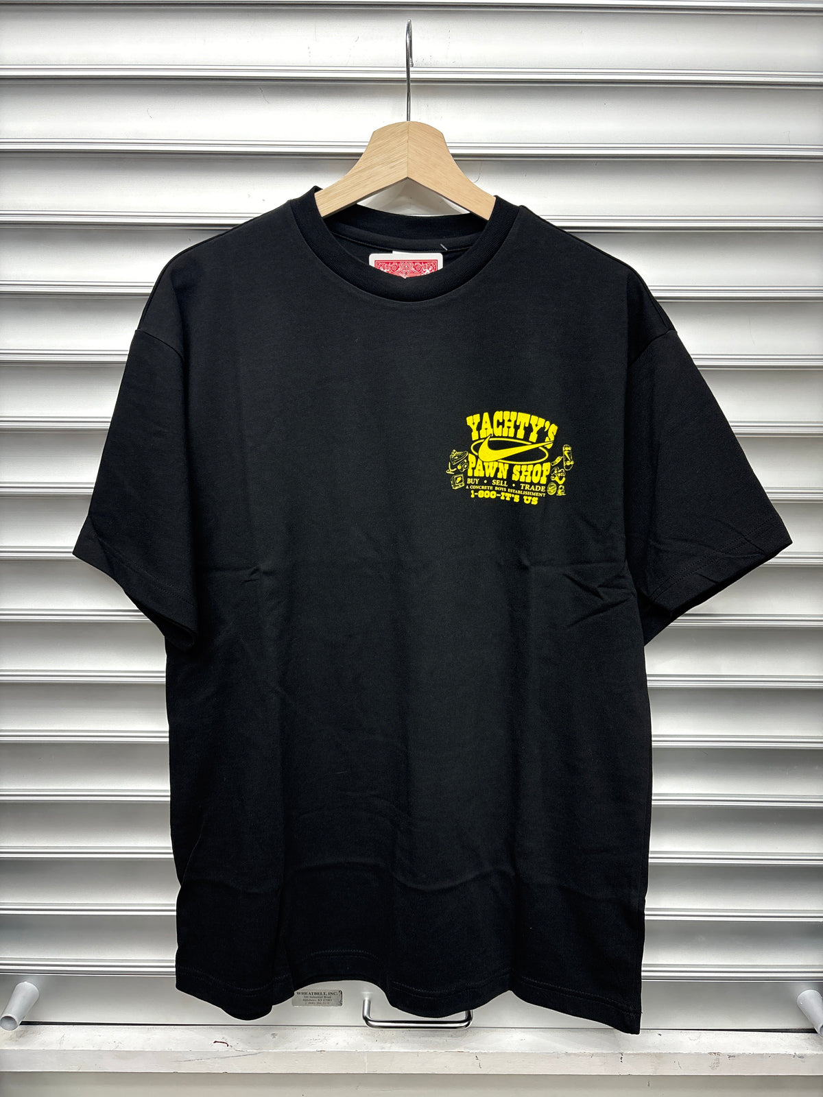 Yachty Complex Con Exclusive Tee - M**
