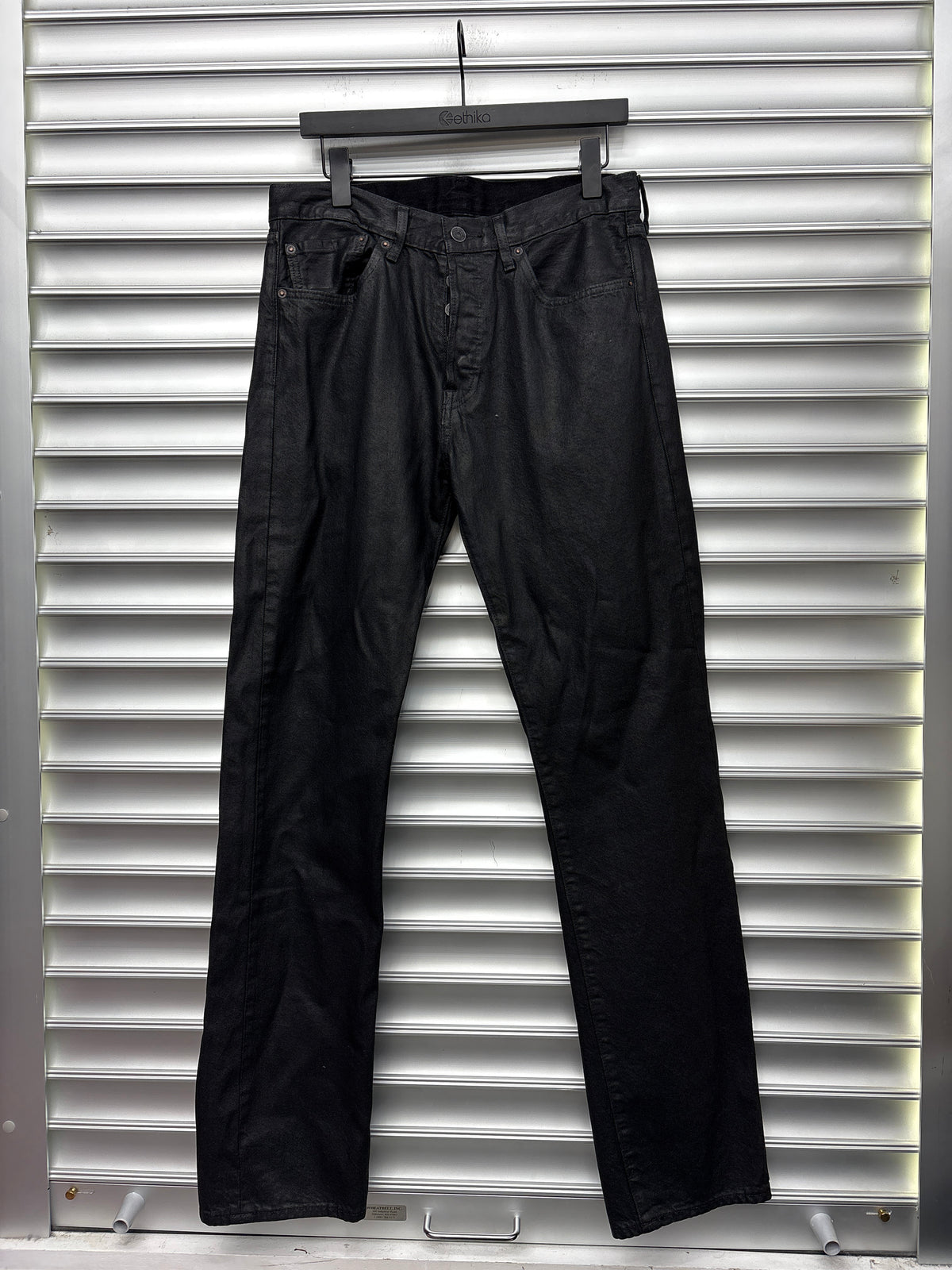 Levis Wax Denim - 32**
