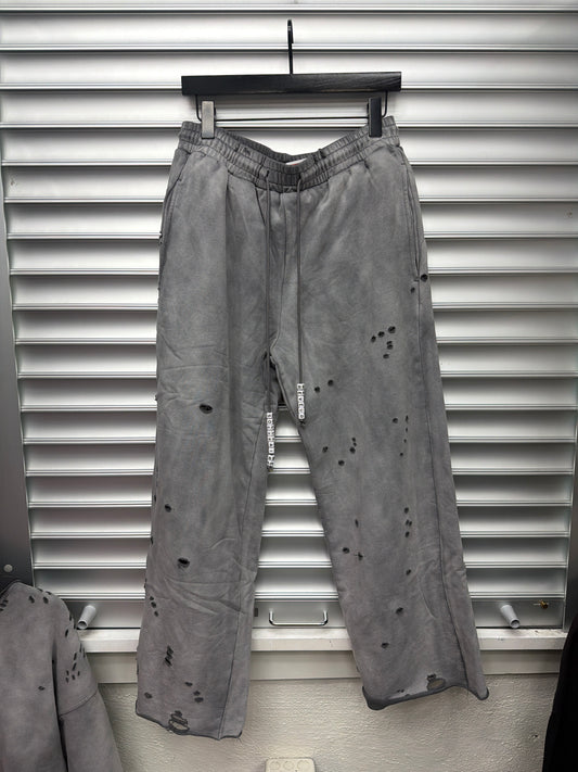 Reveur Solitaire Sweats - M**