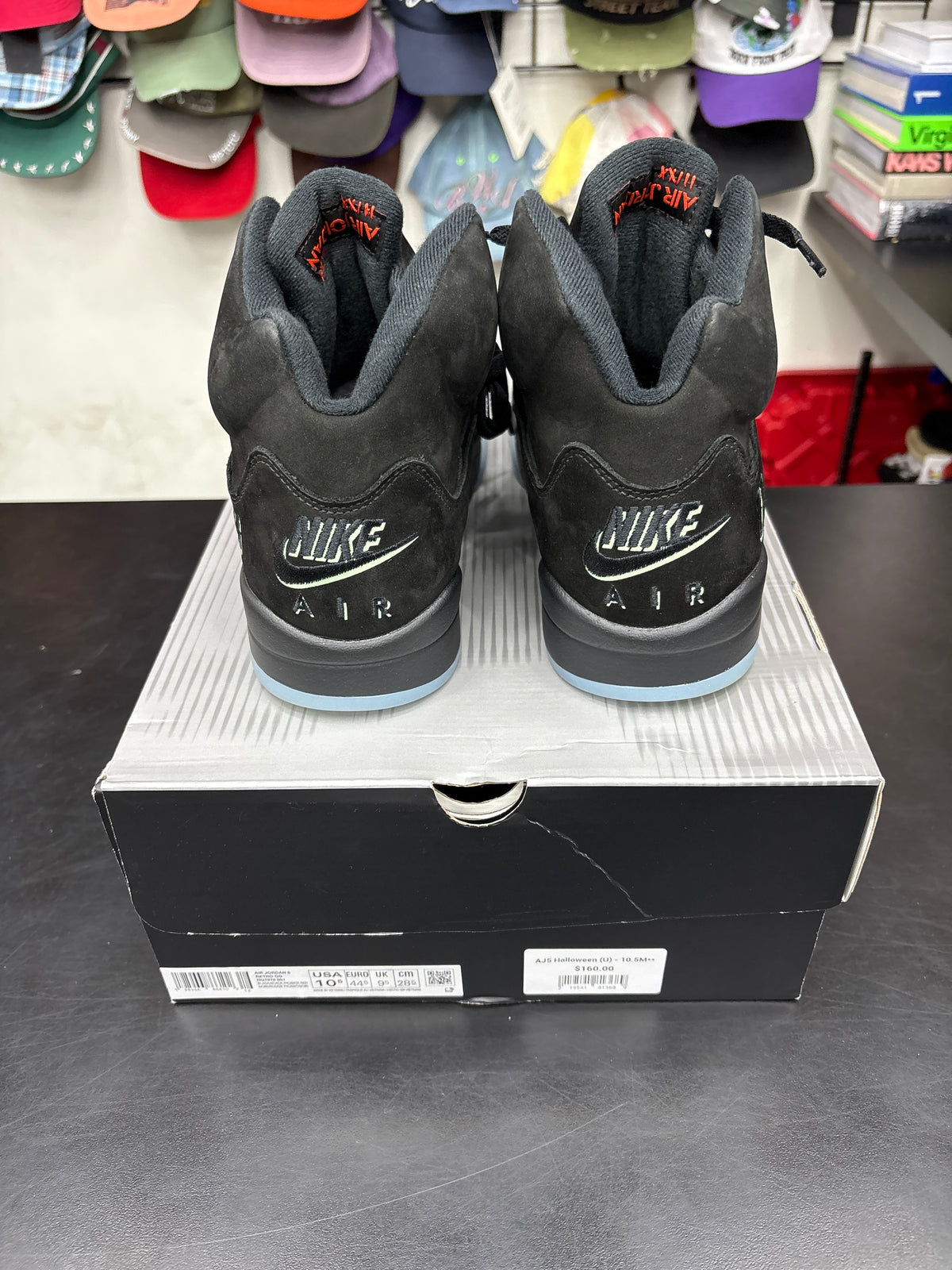 AJ5 Halloween (U) - 10.5M**